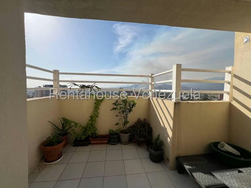 Apartamento (Duplex) en Venta en Zona Centro, Aragua - 44
