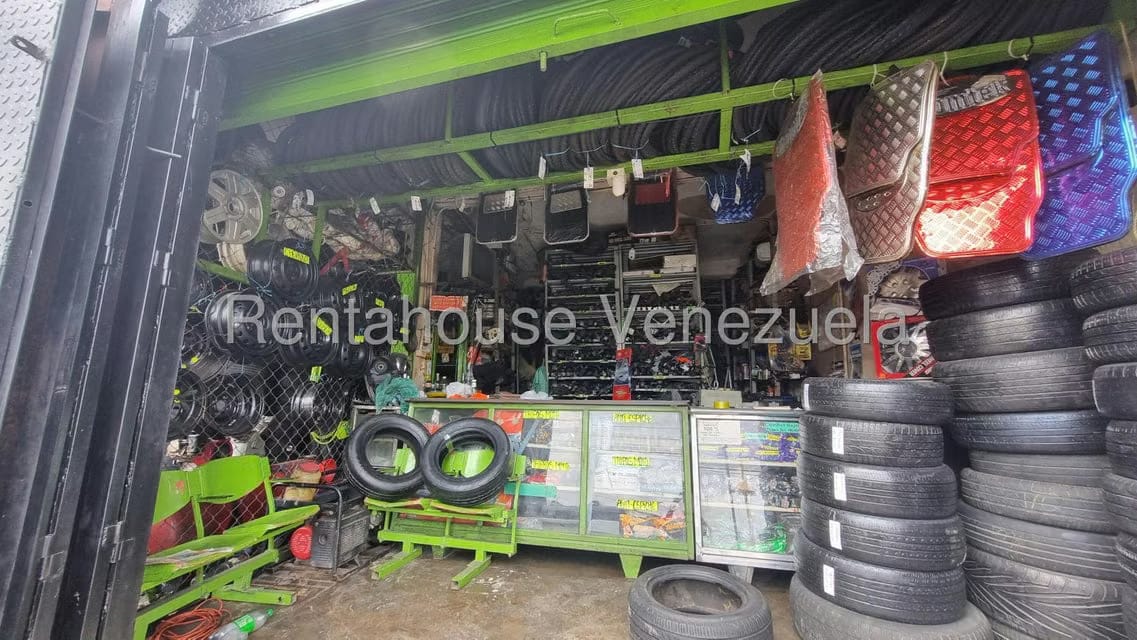 Comercial (Local Comercial) en Venta en Centro, Lara - 2