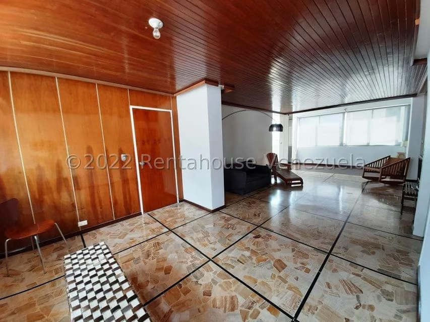 Apartamento (1 Nivel) en Alquiler en Los Palos Grandes, Distrito Metropolitano - 5