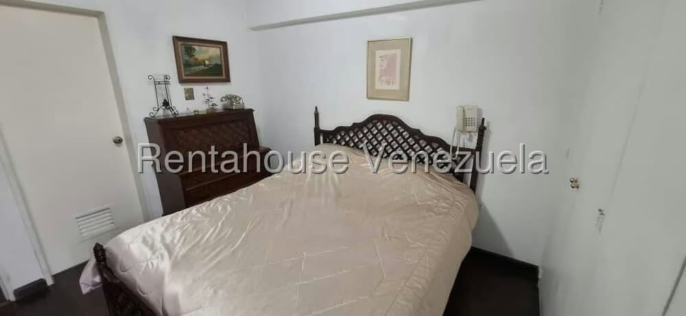 Apartamento (1 Nivel) en Alquiler en La Boyera, Distrito Metropolitano - 12