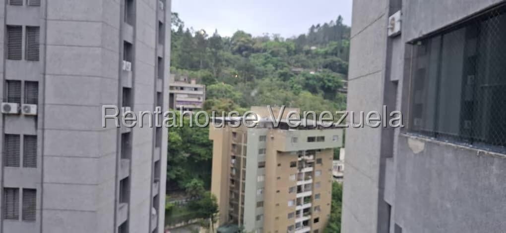 Apartamento (1 Nivel) en Alquiler en La Boyera, Distrito Metropolitano - 17