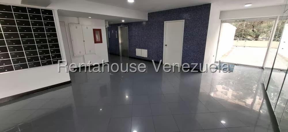 Apartamento (1 Nivel) en Alquiler en La Boyera, Distrito Metropolitano - 21