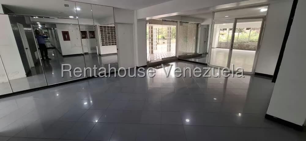 Apartamento (1 Nivel) en Alquiler en La Boyera, Distrito Metropolitano - 22