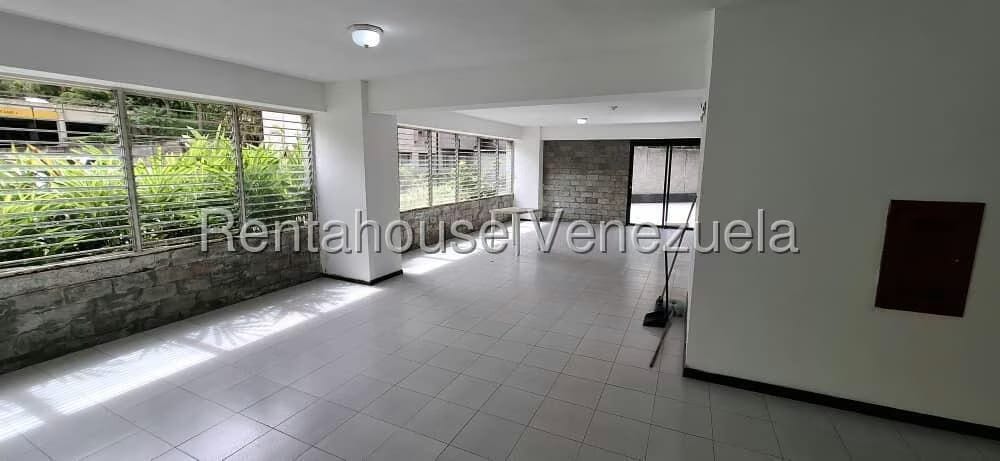Apartamento (1 Nivel) en Alquiler en La Boyera, Distrito Metropolitano - 23
