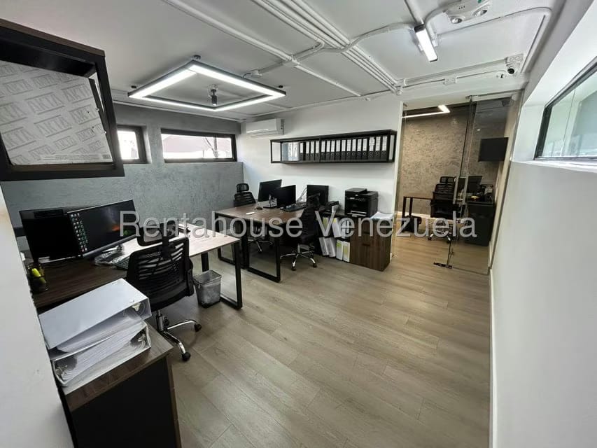 Comercial (Oficina) en Alquiler en Colinas de Bello Monte, Distrito Metropolitano - 14