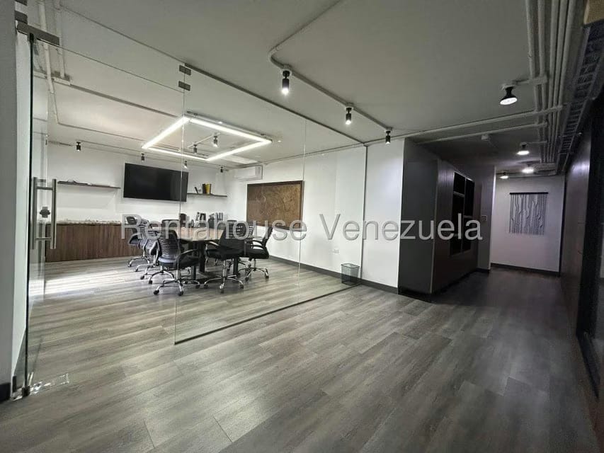 Comercial (Oficina) en Alquiler en Colinas de Bello Monte, Distrito Metropolitano - 27