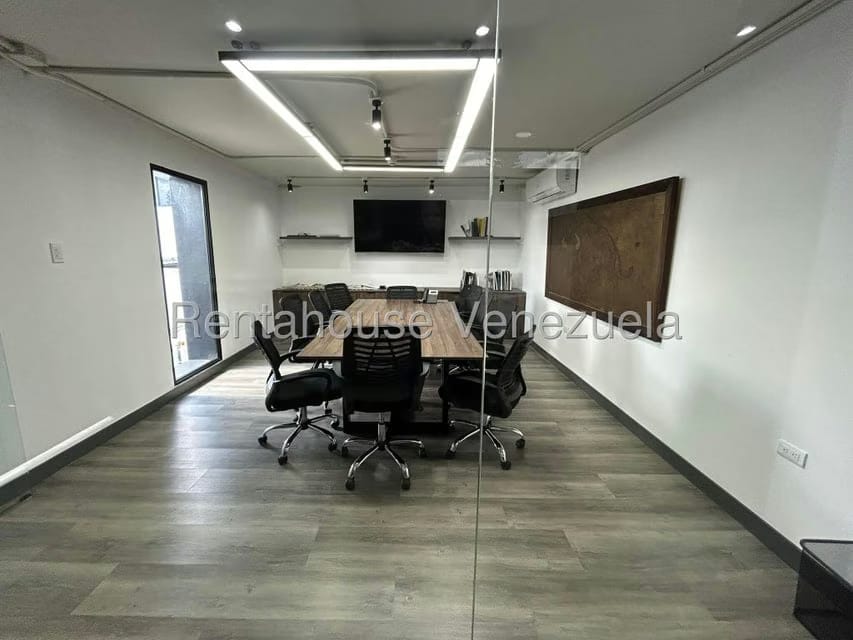 Comercial (Oficina) en Alquiler en Colinas de Bello Monte, Distrito Metropolitano - 28