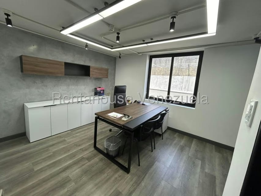 Comercial (Oficina) en Alquiler en Colinas de Bello Monte, Distrito Metropolitano - 36