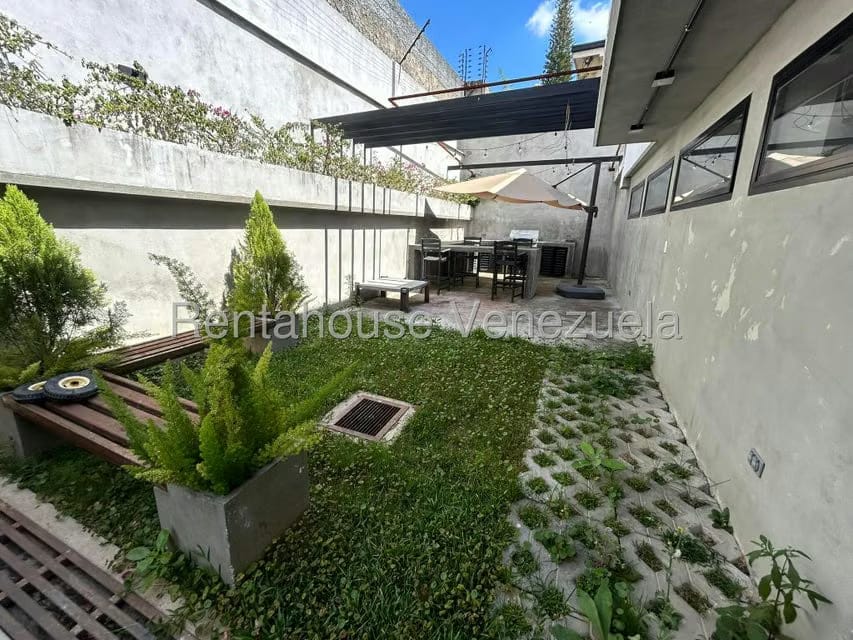 Comercial (Oficina) en Alquiler en Colinas de Bello Monte, Distrito Metropolitano - 40
