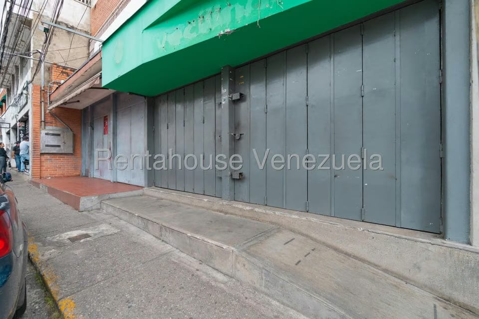 Comercial (Local Comercial) en Alquiler en Baruta, Distrito Metropolitano - 2