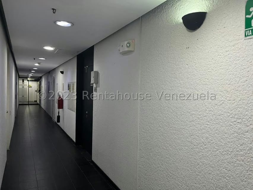 Comercial (Oficina) en Venta en Prados del Este, Distrito Metropolitano - 16