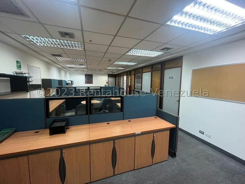 Comercial (Oficina) en Venta en Prados del Este, Distrito Metropolitano - 21