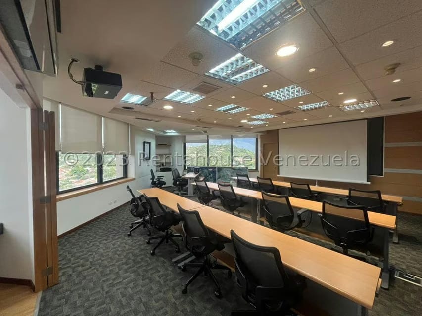 Comercial (Oficina) en Venta en Prados del Este, Distrito Metropolitano - 25