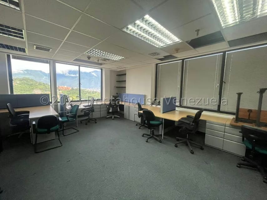 Comercial (Oficina) en Venta en Prados del Este, Distrito Metropolitano - 26