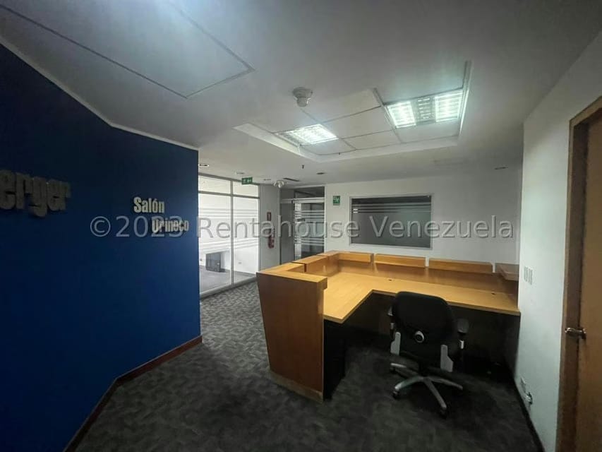 Comercial (Oficina) en Venta en Prados del Este, Distrito Metropolitano - 5