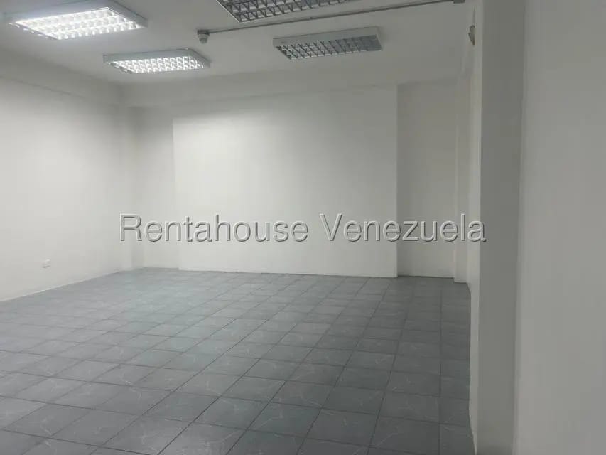 Comercial (Oficina) en Venta en Baruta, Distrito Metropolitano - 3
