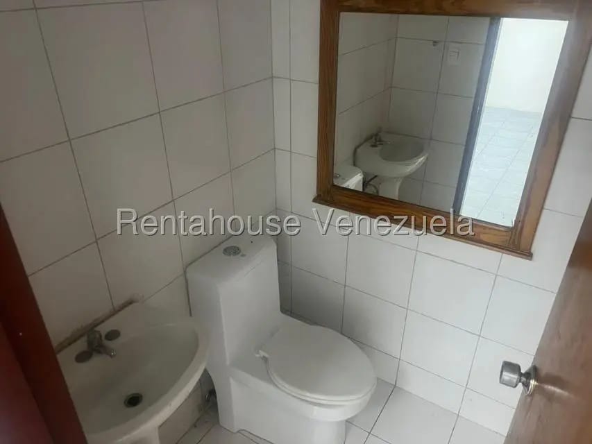 Comercial (Oficina) en Venta en Baruta, Distrito Metropolitano - 9
