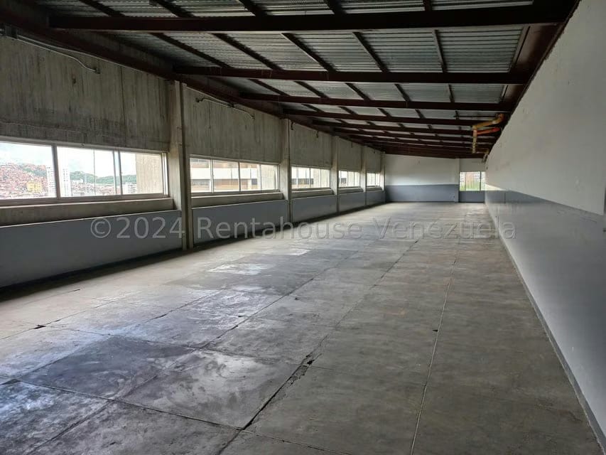 Comercial (Galpon - Deposito) en Alquiler en Macaracuay, Distrito Metropolitano - 5