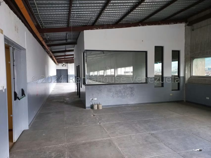 Comercial (Galpon - Deposito) en Alquiler en Macaracuay, Distrito Metropolitano - 6