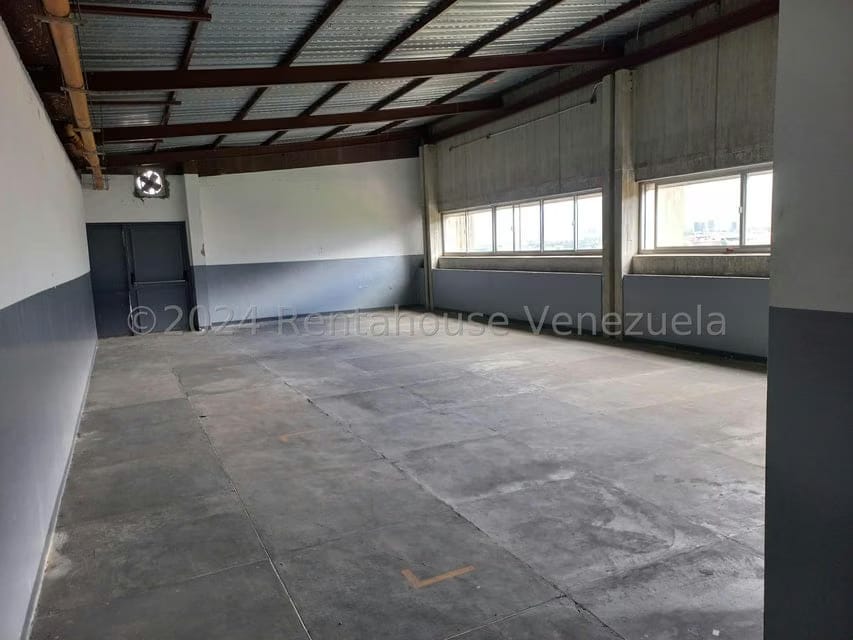 Comercial (Galpon - Deposito) en Alquiler en Macaracuay, Distrito Metropolitano - 7
