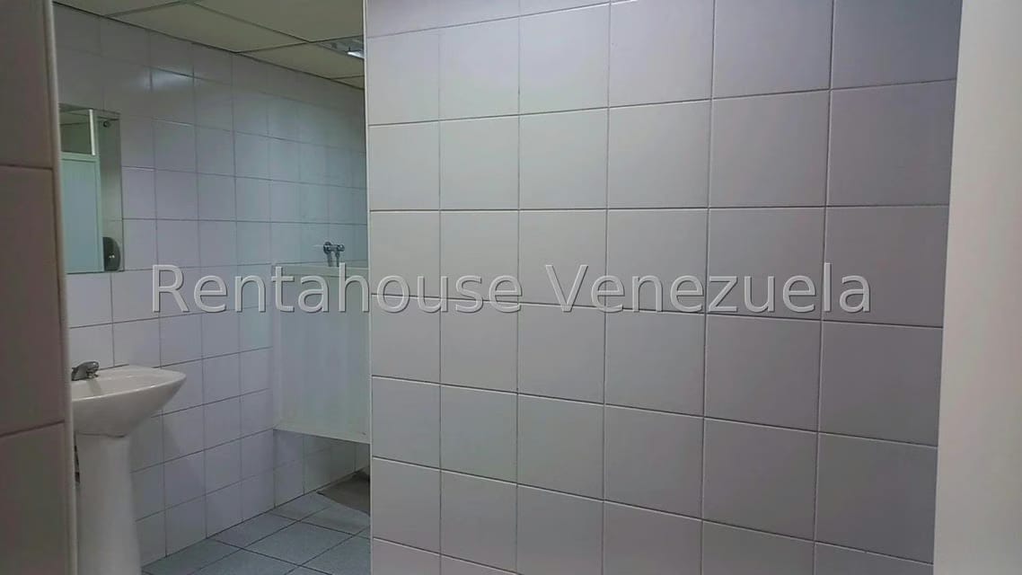 Comercial (Local Comercial) en Venta en El Cafetal, Distrito Metropolitano - 22