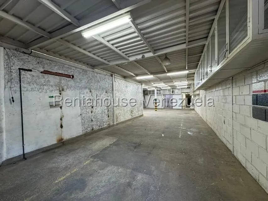 Comercial (Galpon - Deposito) en Alquiler en El Hatillo, Distrito Metropolitano - 2