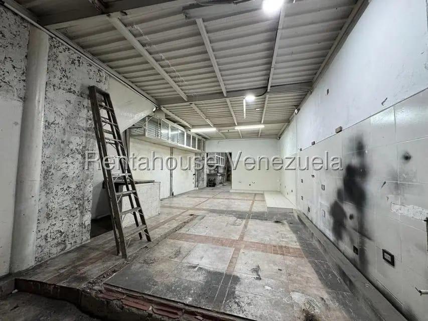 Comercial (Galpon - Deposito) en Alquiler en El Hatillo, Distrito Metropolitano - 3