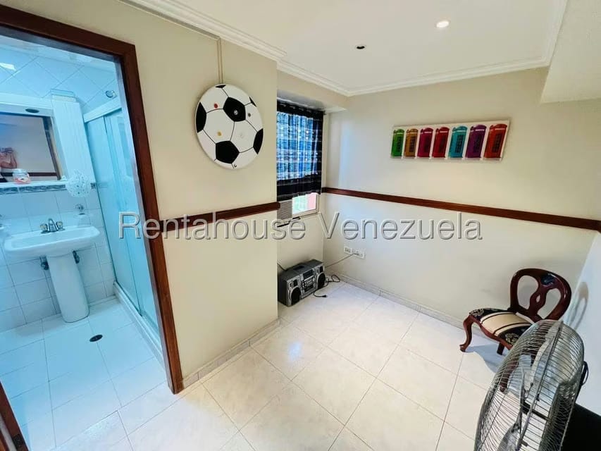 Apartamento (1 Nivel) en Venta en Centro, Aragua - 36