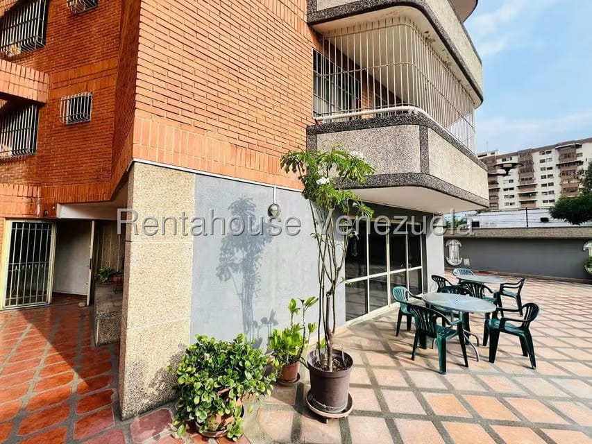 Apartamento (1 Nivel) en Venta en Centro, Aragua - 45
