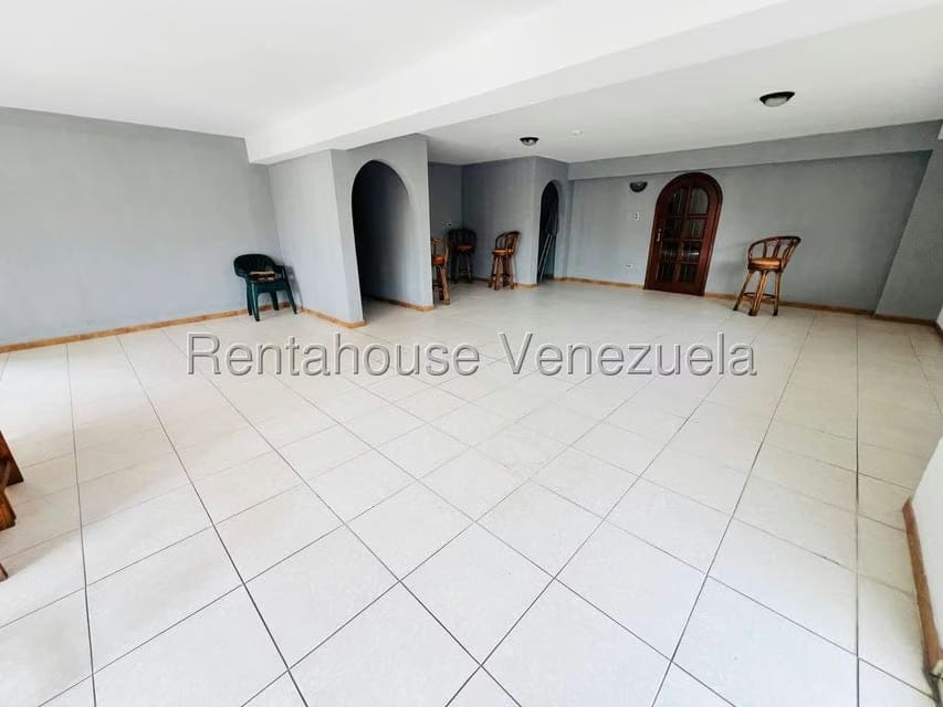 Apartamento (1 Nivel) en Venta en Centro, Aragua - 53