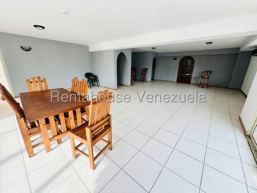 Apartamento (1 Nivel) en Venta en Centro, Aragua - 60