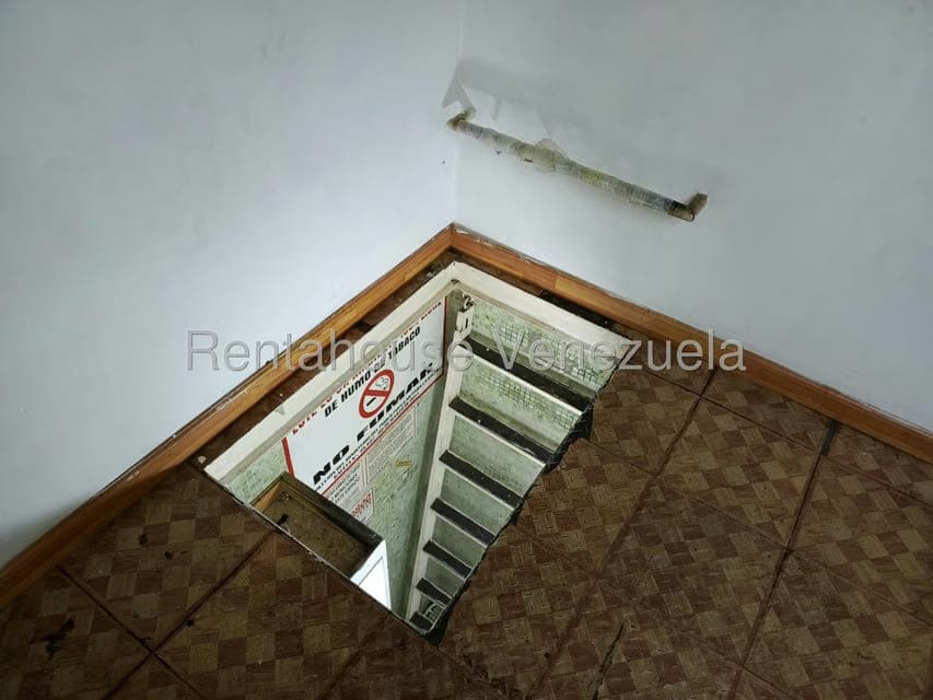 Comercial (Local Comercial) en Alquiler en El Paraiso, Distrito Metropolitano - 21