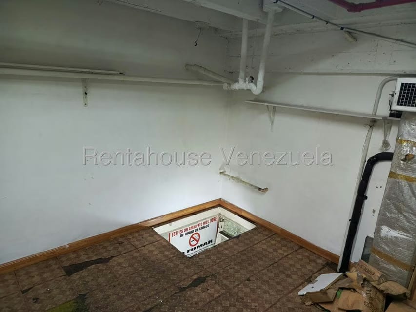 Comercial (Local Comercial) en Alquiler en El Paraiso, Distrito Metropolitano - 23