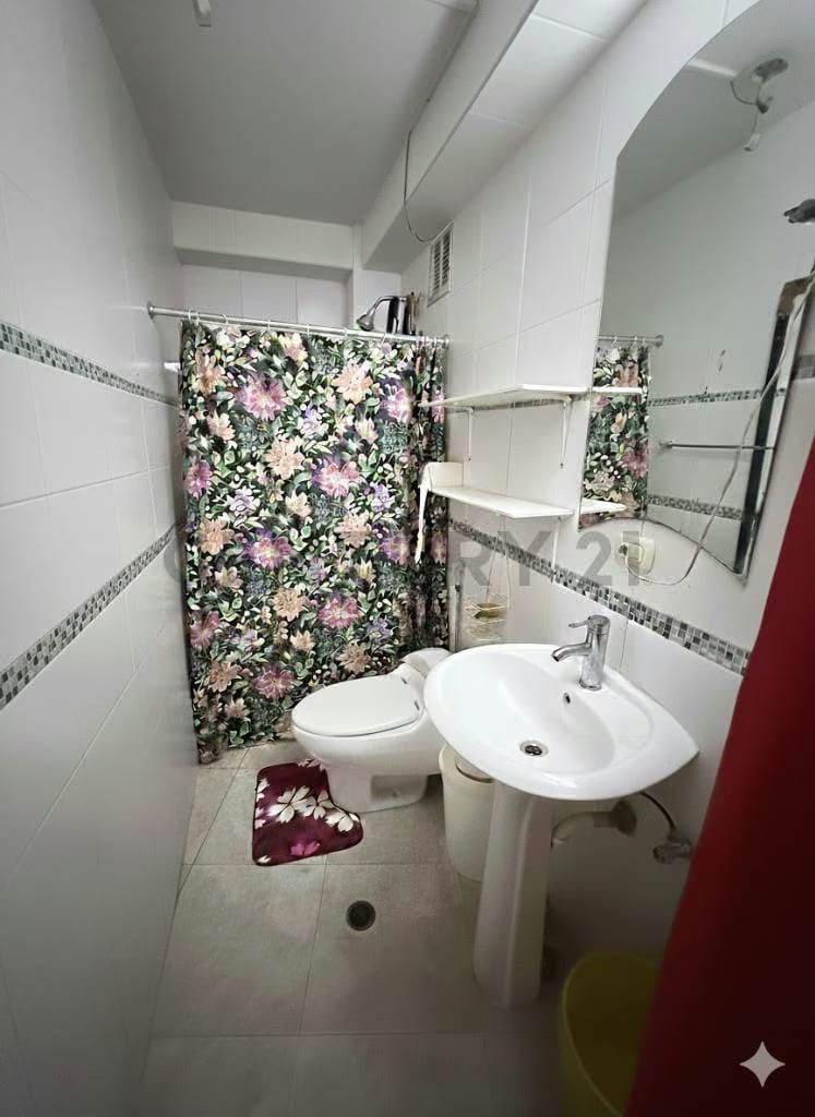 VENTA CASA, CALLE REAL LOS CORTIJOS DE SARRIA - 4