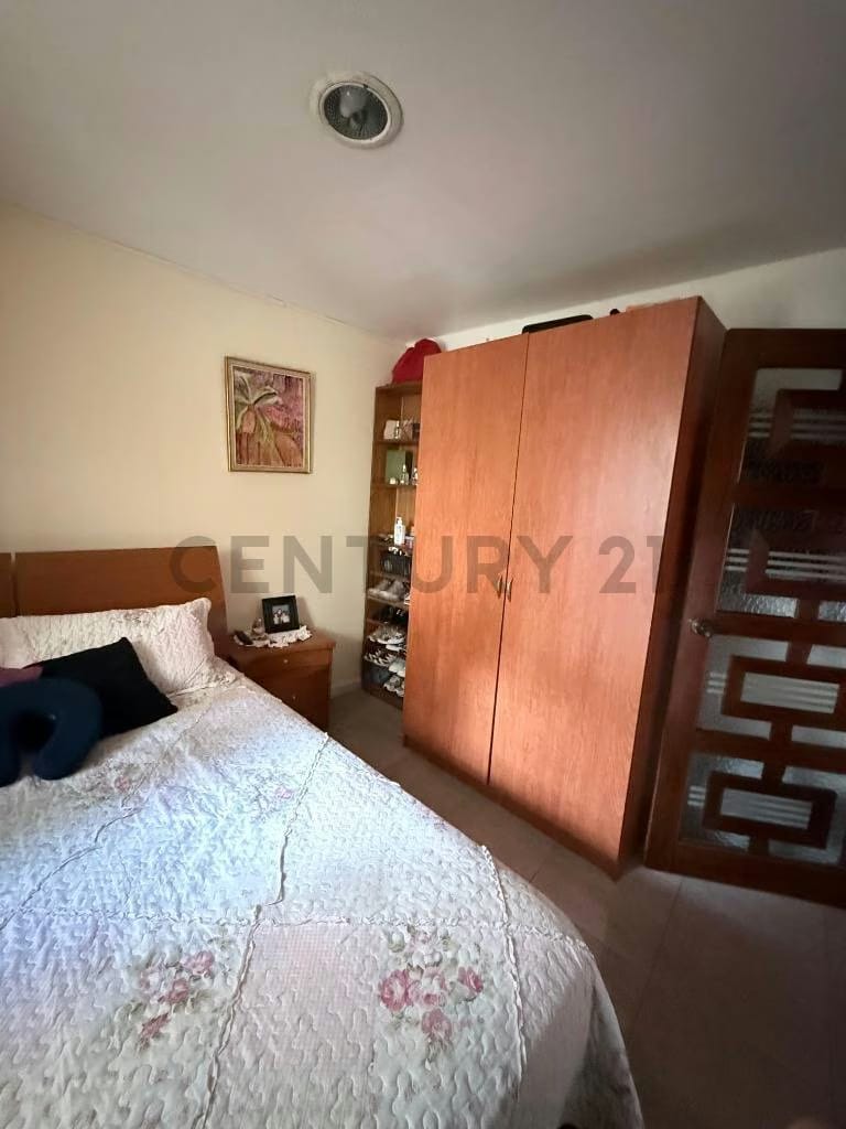 VENTA CASA, CALLE REAL LOS CORTIJOS DE SARRIA - 9