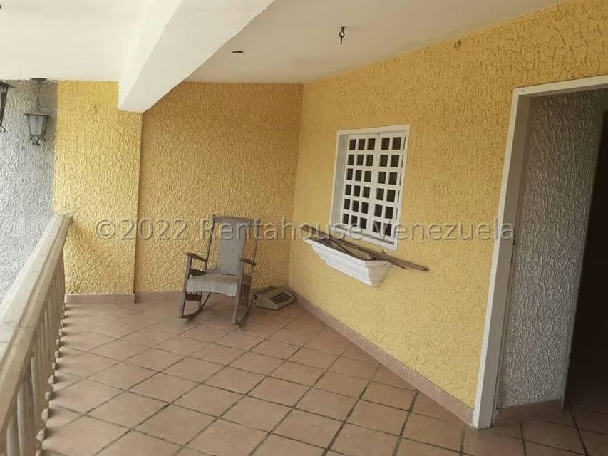 Casa (Duplex) en Venta en La Peña, Miranda - 25