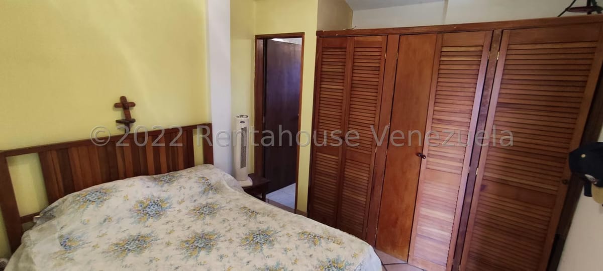 Casa (Duplex) en Venta en La Peña, Miranda - 28