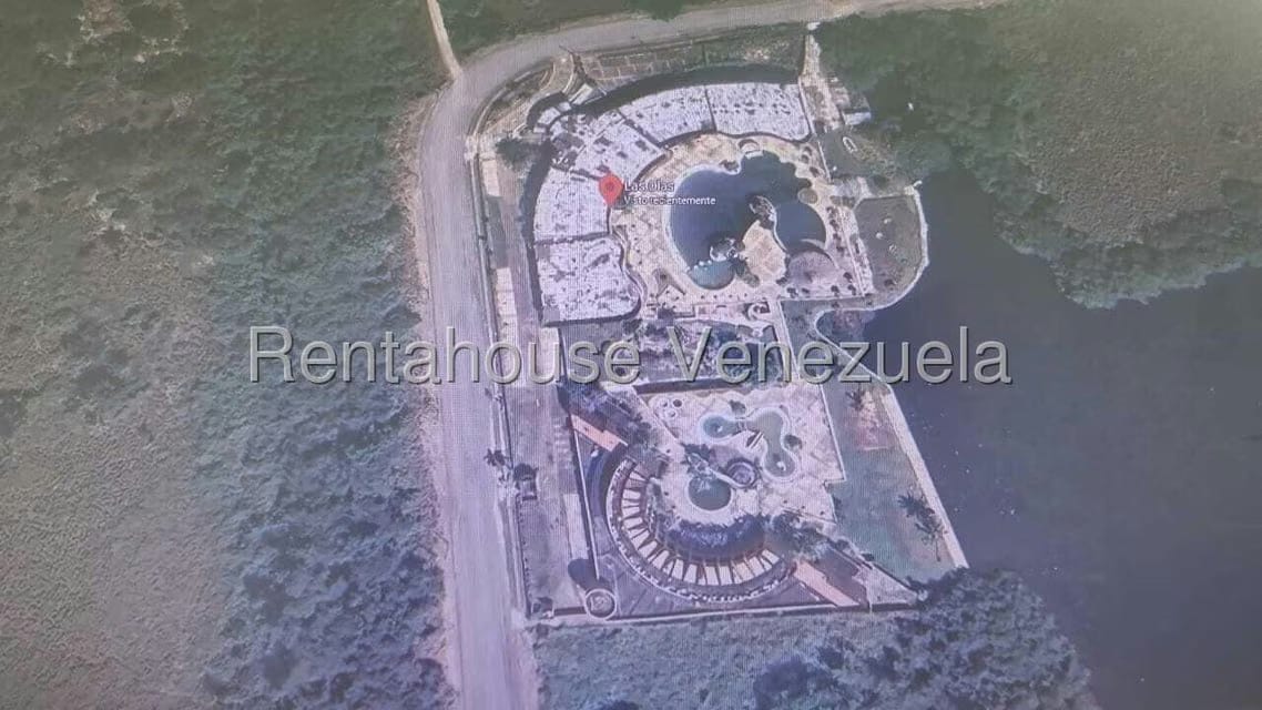 Comercial (Local Comercial) en Venta en Los Canales de Rio Chico, Miranda - 2