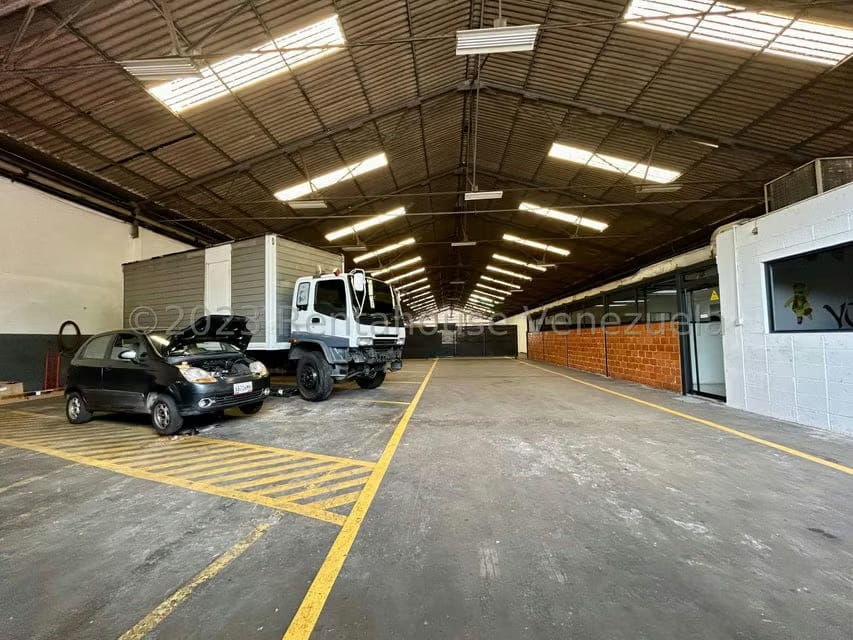 Comercial (Galpon - Deposito) en Venta en Industrial Carabobo, Carabobo - 2
