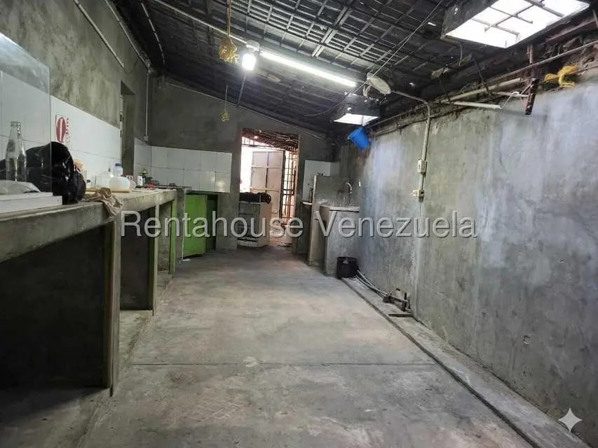 Comercial (Local Comercial) en Alquiler en Calle 72, Zulia - 8
