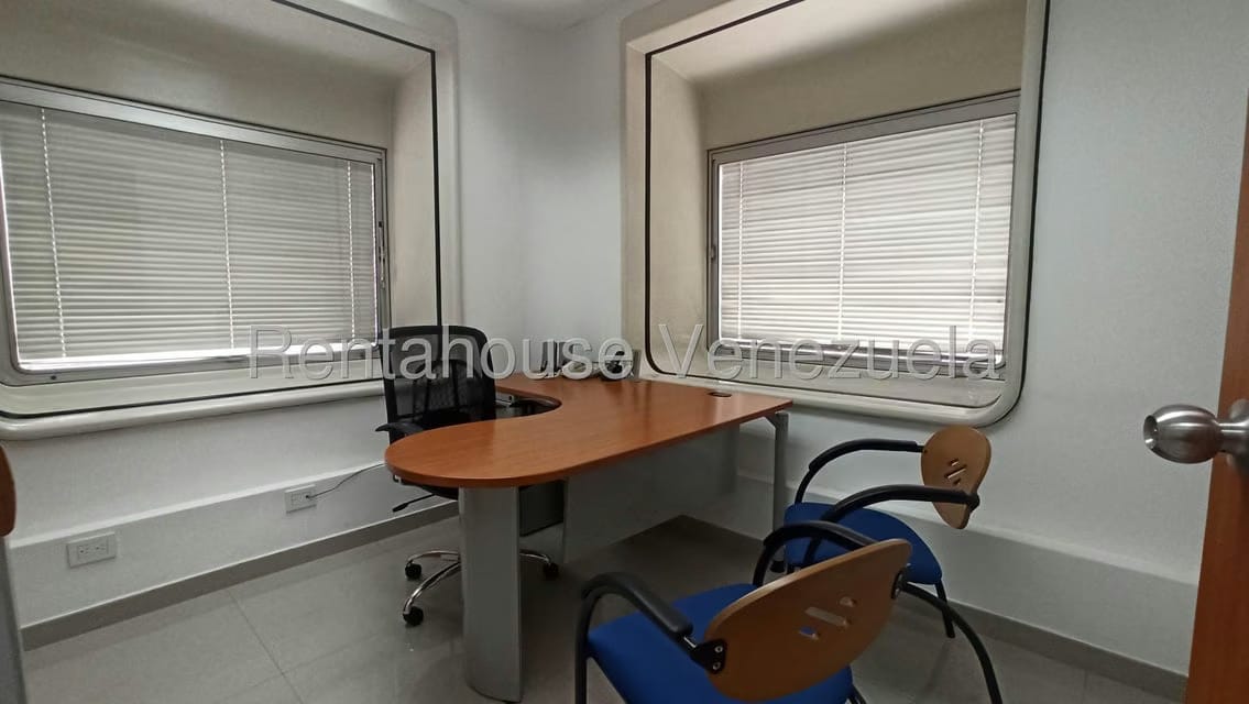 Comercial (Oficina) en Alquiler en Bello Monte, Distrito Metropolitano - 5