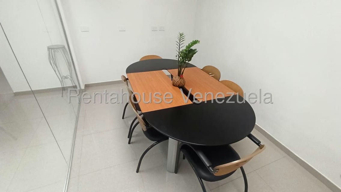 Comercial (Oficina) en Alquiler en Bello Monte, Distrito Metropolitano - 7