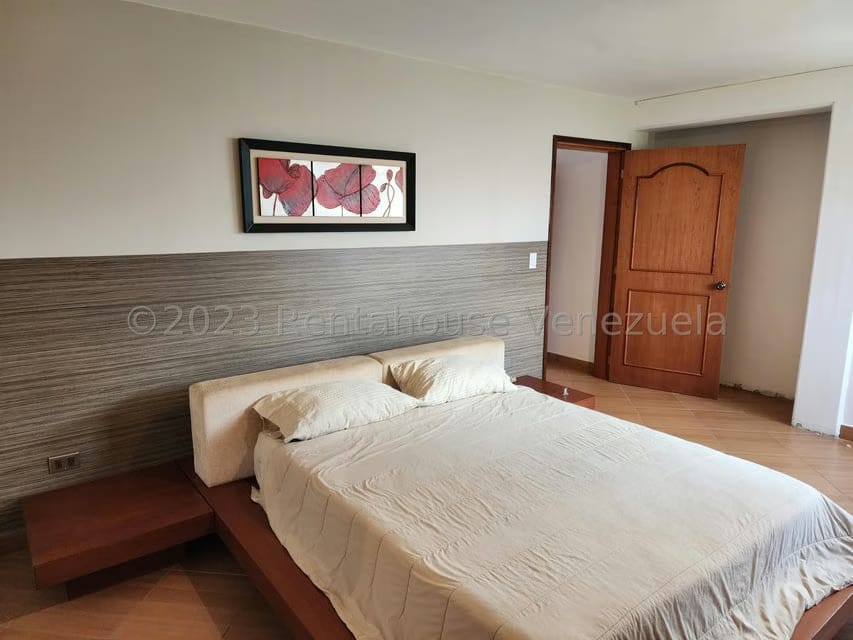 Casa (Multipes Niveles) en Venta en Municipio Carrizal, Miranda - 16