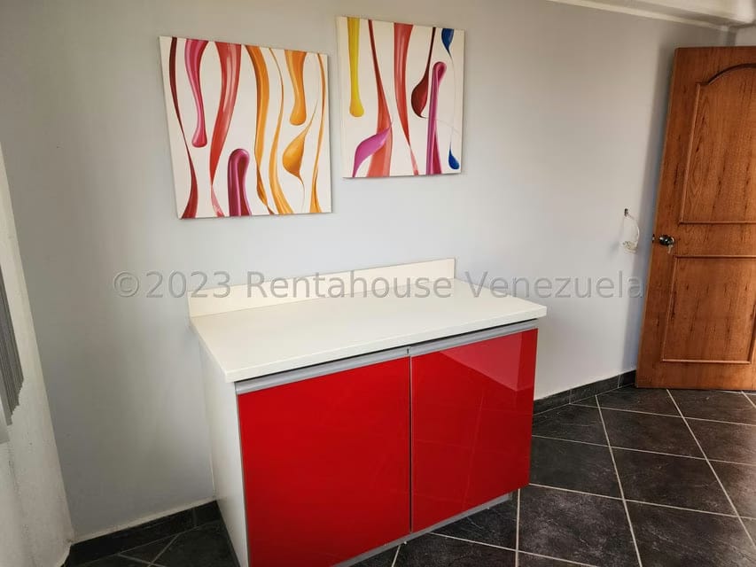 Casa (Multipes Niveles) en Venta en Municipio Carrizal, Miranda - 23