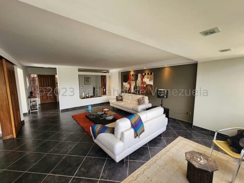 Casa (Multipes Niveles) en Venta en Municipio Carrizal, Miranda - 4