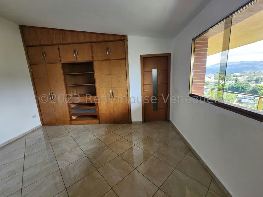 Casa (Multipes Niveles) en Venta en Municipio Carrizal, Miranda - 36