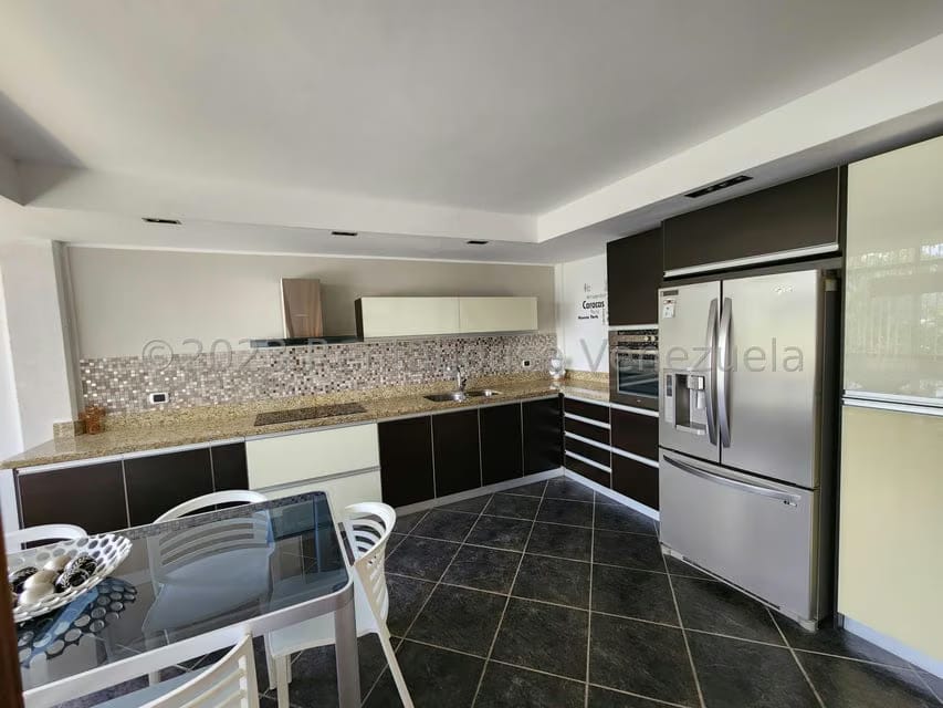 Casa (Multipes Niveles) en Venta en Municipio Carrizal, Miranda - 5