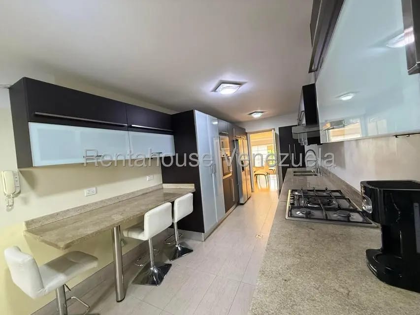 Apartamento (1 Nivel) en Alquiler en Colinas de Valle Arriba, Distrito Metropolitano - 18