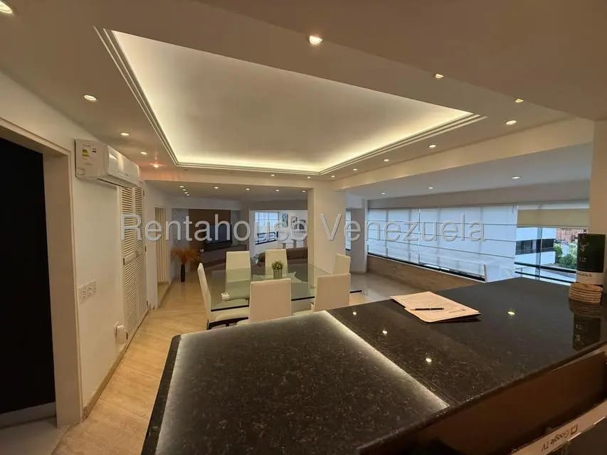 Apartamento (1 Nivel) en Alquiler en Colinas de Valle Arriba, Distrito Metropolitano - 4