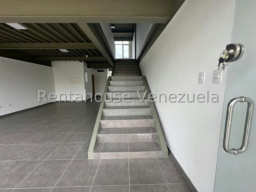 Comercial (Oficina) en Alquiler en Zapara, Zulia - 9